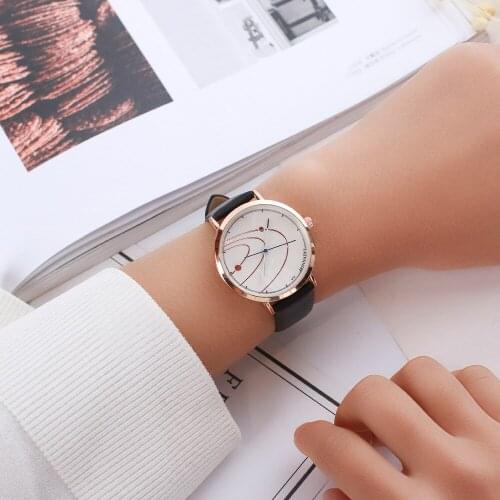 Fashion Creativity Womens Watches Belt Ladies Watch Ripple Plate Seiko Electronic Clocks Brand Luxury Clock Gift Wristwatches
