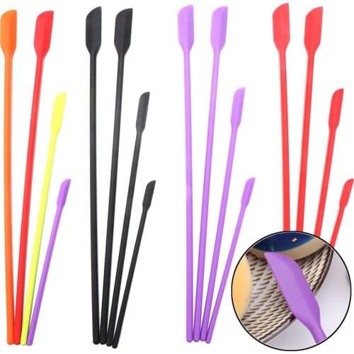 4Pcs/Set Mini Silicone Spatula Set Small Rubber Spatula Makeup Tiny Scraper Mixing Thin Jar Scraper Kitchen Bottles Sculpture