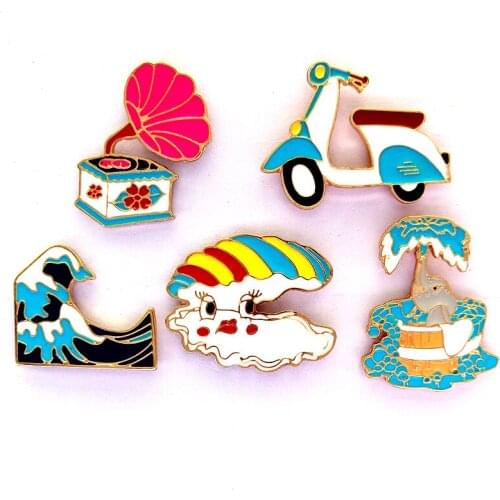 1pc The new foreign trade jewelry retro phonograph motorcycle wave shells drip oil elephant enamel pin badge