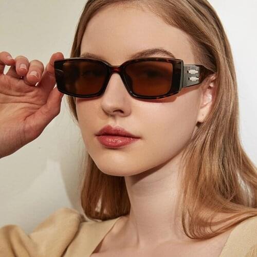 2021 Fashion Retro Classic Rectangular Sunglasses Womens Cool Brand Design Sunglasses Color No. 95113