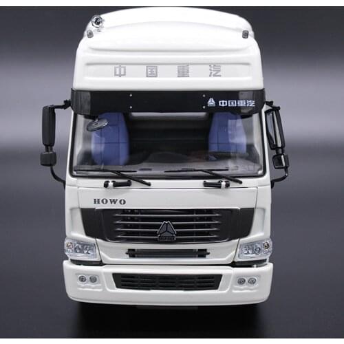 Collectible classic original 1:24 Diecast Sinotruk Howo 336 Tractor truck model for gift, collectin