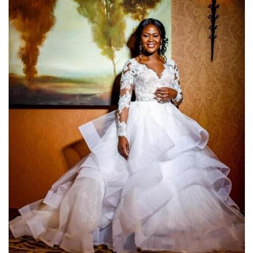 Top Sale Plus Size A Line Lace Appliques Wedding Dresses African V-neck Long Sleeves Ruffles Bridal Dresses Bride Gown Custom