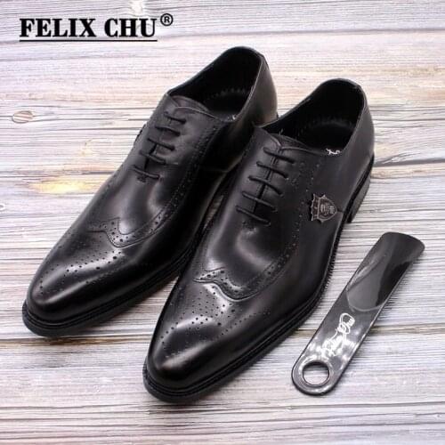 2020 Men Oxford Shoes Wingtip Genuine Leather Luxury Lace Up Mens Dress Shoes Black Wedding Party Office Formal Shoes Size 39-46