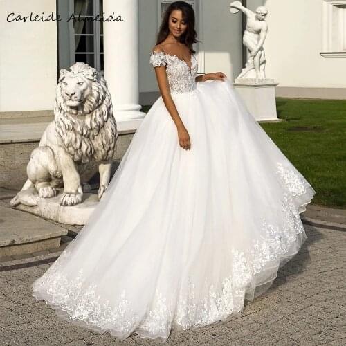 Sweetheart A-Line Bride Dress 2021 Cap Sleeves Lace Appliques Chapel Train Bridal Gowns Plus Size