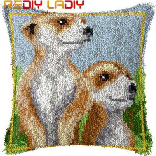 Latch Hook Cushion Animals Love Pillow Case Pre-Printed Color Canvas Acrylic Yarn Latched Hook Pillow Crochet Cushion Cover Kits