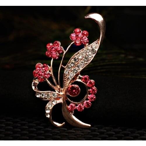 2021 Fashion Jewelry Vintage Pink Crystal Rhinestone Flower Brooch Charm Collar Scarf Ladies Accessories Pin Brooch