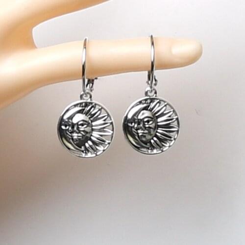 Vintage Totem Earring Sun & Moon Dangle Earrings Geometric Women Dangle Earrings Star Moon Hoops Earrings Jewelry Gif