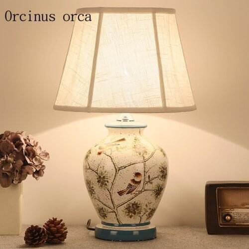 Mediterranean Garden Flower and bird table lamp bedroom bedside lamp new Chinese classical flower carving desk lamp