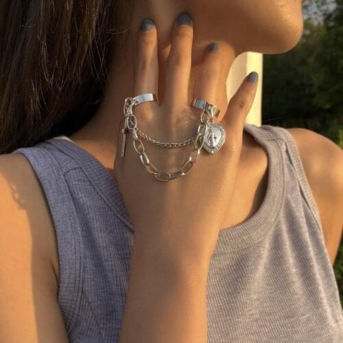 Fashion Punk Cross Rings for Women Vintage Portrait Heart Chain Rings Gothic Jewelry Accessories