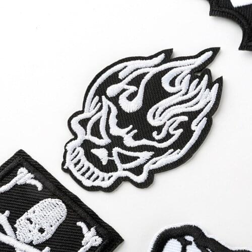 TN Fashion Cool Punk Skull Embroidery Iron On Patches For Clothes Locomotive Black Badges Applique Stickers for Jacket Jeans DIY