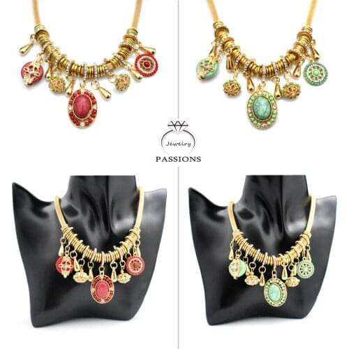 Newest Collarbone Gold Plate Short Snake Necklace Chain Red Pendant Colorful Maxi Necklace For Women Fashion Jewelry Gift