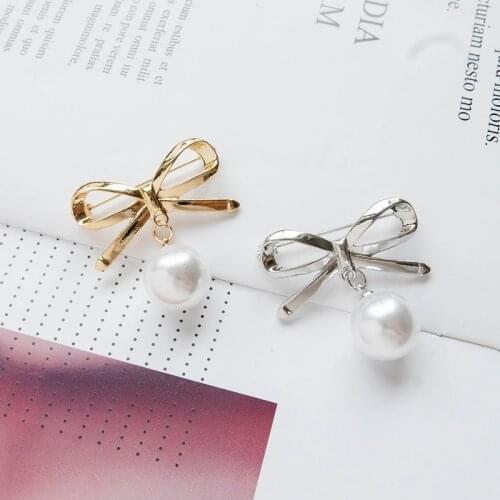 Simple Fashion Gold Silver Color Bowknot Brooch For Women Imitation Pearl Beads Pendant Elegant Pin Party Wedding Jewelry Gift