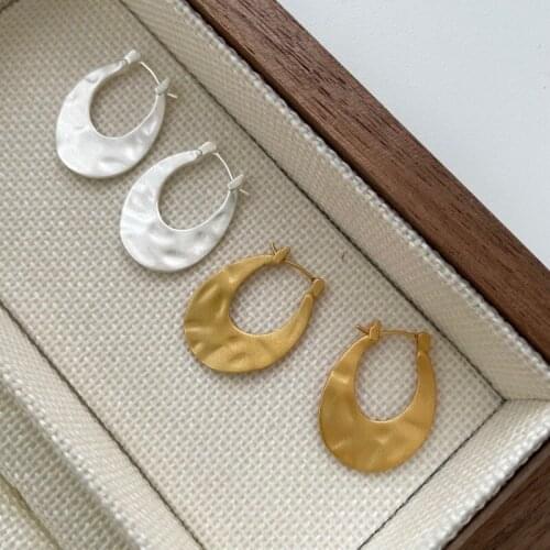Gold and silver color temperament retro cold wind U-shaped handmade metal earrings
