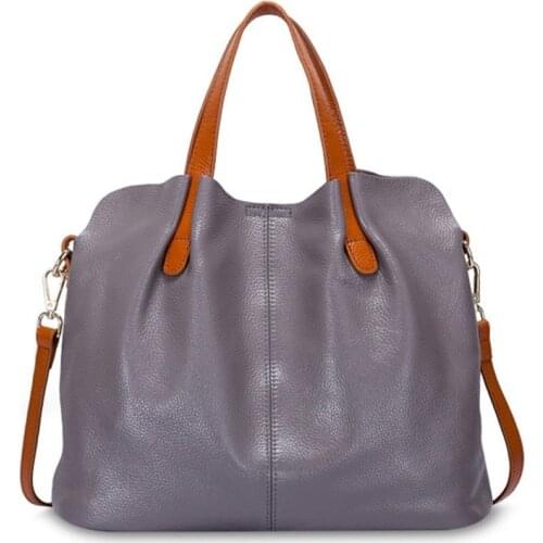VASSARETTE Hobo Bags