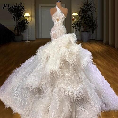 New Haute Dubai Ruffles Feathers Wedding Dresses Muslim Puffy Tiered Bridal Gowns 2021 Robe De Mariee Saudi Arabia Bride Dress