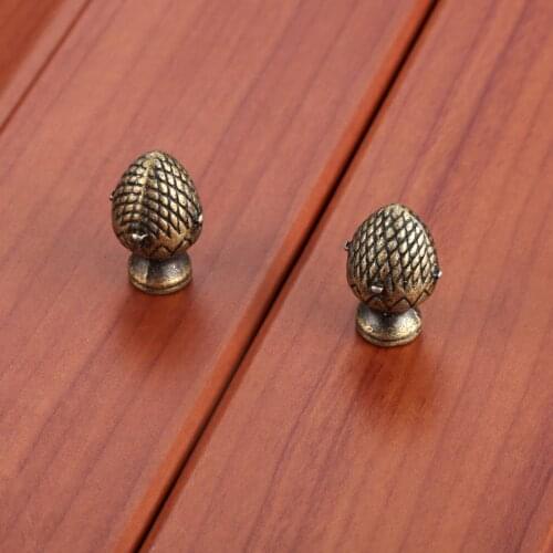 2pcs Cupboard Drawer Kitchen Pull Knob Vintage Alloy Strawberry Knobs And Handles Furniture Door Handle 25*15mm With Screws
