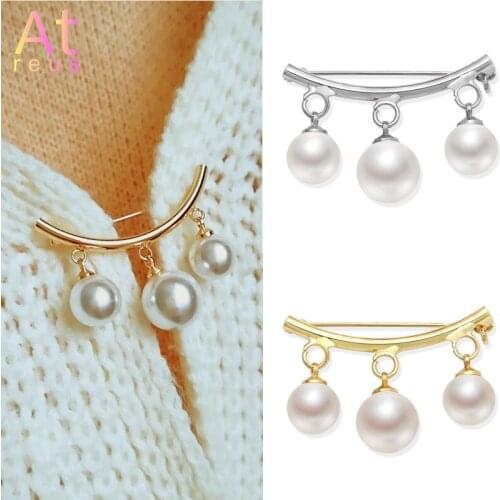 Mermaid Pin Korean Simple Pearl Cute Brooch Womens Accessories Brooches for Women Pins Fur Shawl Connect Pin jewelry Pendentif