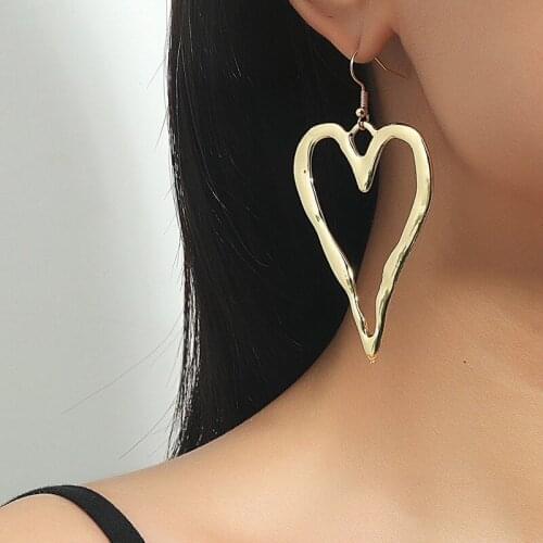 Womens Earrings Love Heart Hanging Earrings For Women Vintage Geometric Gold Pendants Drop Earrings Trend Female Jewelry Gift
