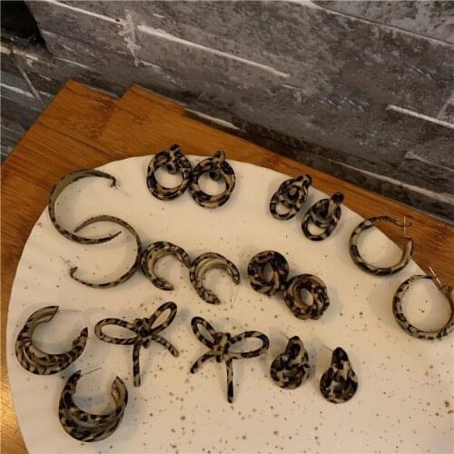 Minar multiple leopard bowknot c shape resin arcylic earrings for women geometric circle hoop earrings vintage jewelry gifts
