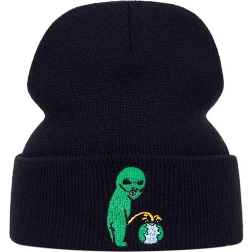 New Cute cotton Knitted beanies Hats Green Alien Embroidery wool Hats Winter outdoor ski hat Skull beanie hat Beanie hats gorras