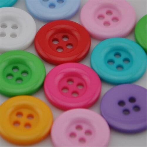 25 pcs 18 mm Round 4 Holes Plastic Button Sewing Tools Crafts/Appliques Lots Mix PT59