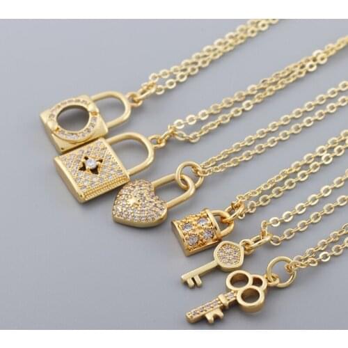 Micro Pave Fashion Hollow Crystal Rhinestone Key Chain Clavicle Womens Heart Lock Pendant Necklace For Women Jewelry