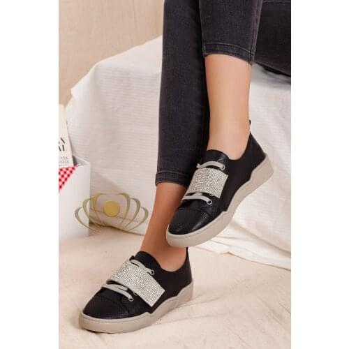 New Arrivals fashion women shoes 2021 handmade Outdoor Casual Ladies Shoes Shoes for Females faux Leather spring girls