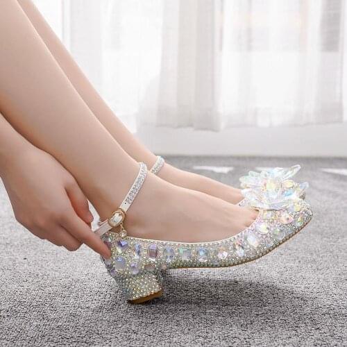 Crystal Queen Low-heeled Shoes