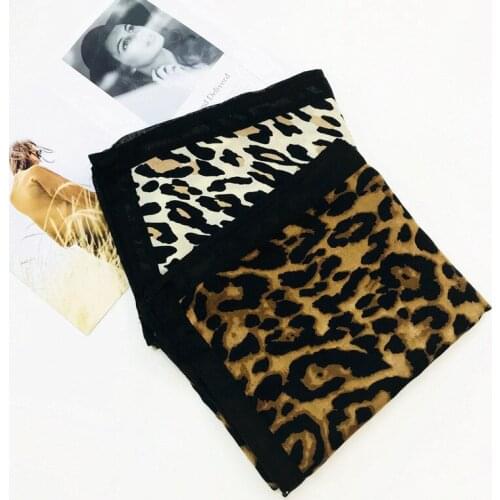 Women Leopard Scarf Girls Brown Leopard Print Scarves Black Border Female Soft Thick Cape Shawl Wrap Winter Long Scarf AL244S