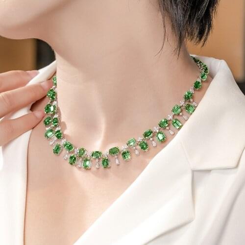 Bbjulyhuangbill Chokers On The Neck