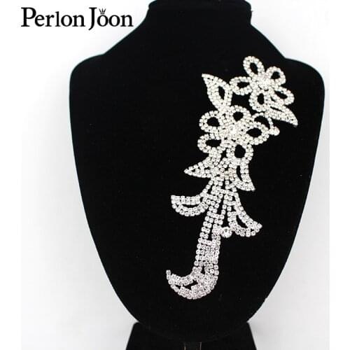 1pcs glitter crystal flower decoration brooch patch silver rhinestone applique wedding breast or shoe DIY decoration YHZ041