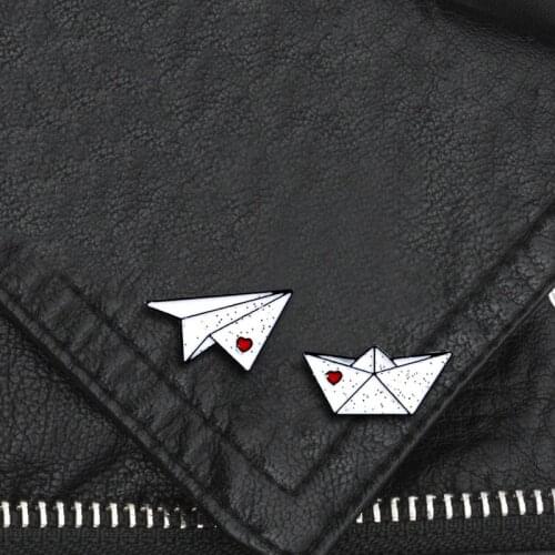Paper Plane Boat Enamel Pins Custom Love Brooches Lapel Pin Shirt Bag Aircraft Ferry Badge Mini Jewelry Gift For Kids Friends