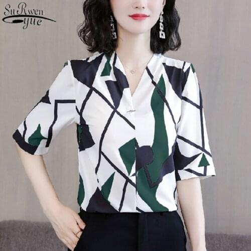 Summer New Chiffon Blouse Irregular Printing Ink Korean V Neck Short Sleeve Geometric Printed Womans Shirt Ropa De Mujer 9772
