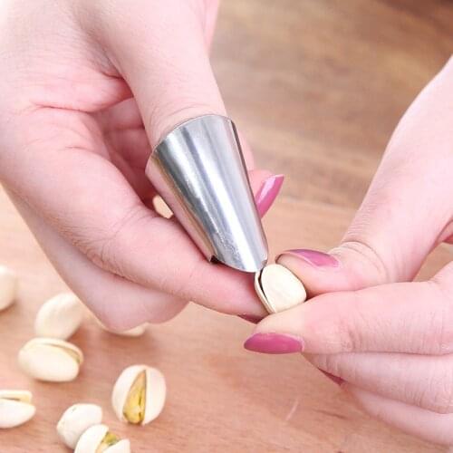 2pcs Peeling Bean Tools Stainless Steel Protection Finger Ring Shelling Tool Kitchen Broad Bean Peeling Iron Nail Cover