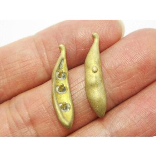 Brass findings 22.5x5.2x3.2mm Legume brass settings for pearl Brass pod earrings findings R845