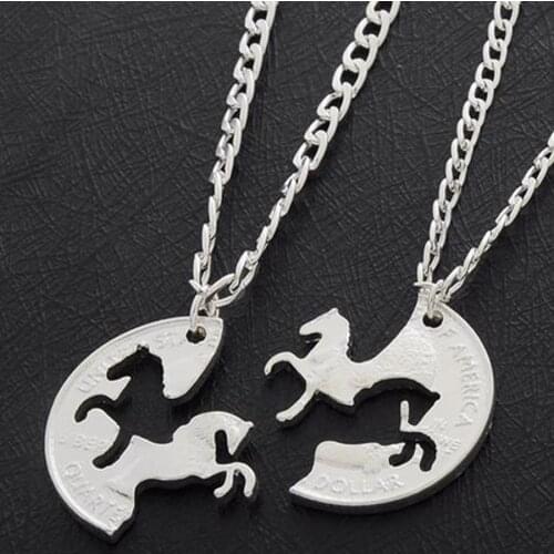 2PC Running Horses Puzzle Coin Charm Animal Best Friend Couple Love Lovers Gifts Friendship Pendant Necklaces Women Men