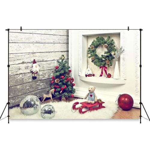 Christmas Backdrop Wood wall Wreath Fireplace Backdrop Toy Bear Carpet Gifts Decor Background Wood floor Photobooth