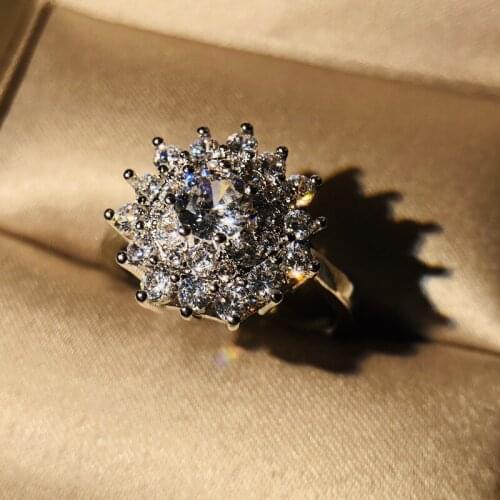 Super Flash Platinum AAAA Zircon Exaggerated Round Flower-shaped Ladies Ring To Attend Cocktail Party Ladies Jewelry