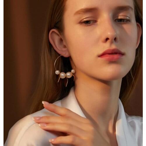 Earrings Retro Geometric Pearl Alloy Earrings for Women Simple Temperament Engagement Wedding Party 2021 Trend Jewelry Gift