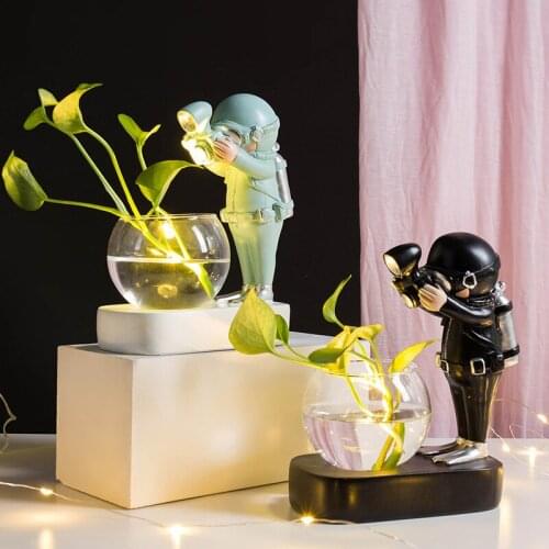 Nordic fashion personality astronaut water-planted vase coffee shop table soft ornaments ornaments
