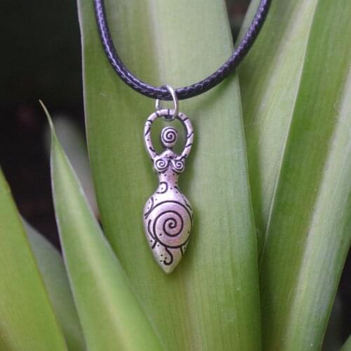 1pcs Wicca Spiral Goddess Necklace Pagan Jewellery Amulet