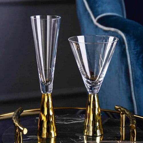 Gold/silver/green red wine glass champagne glass gold-rimmed wine glass sample room clubhouse banquet table wine glass