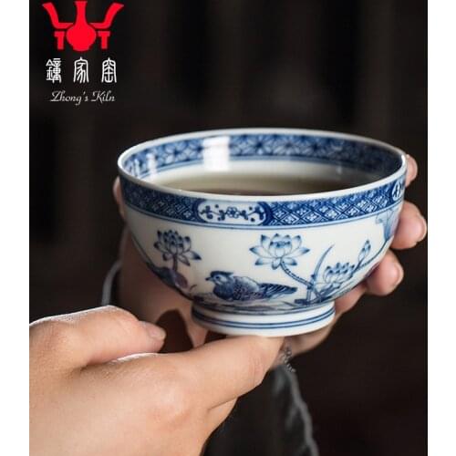 Fu tea cup Jingdezhen Master Cup single handmade blue and white chaiyao Yuanyang playing with water ceramic tea cup