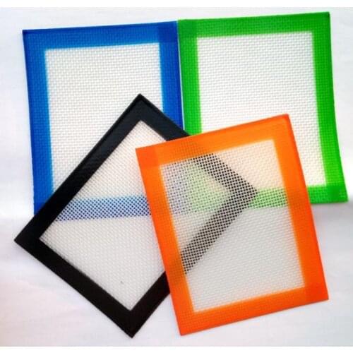 102x127mm Food grade Baking Pads small non-stick slick oil silicone mat dab wax mats fibreglass construction SN133