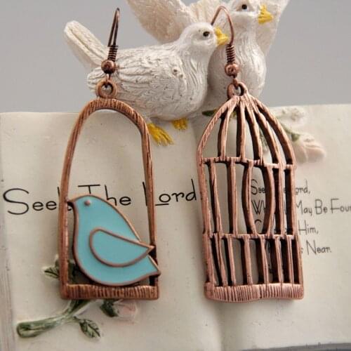 Fashion Creative Bronze Birdie And Birdcage Earrings Irregular Design Vintage Enamel Feminine Charm Earrings Special Gift