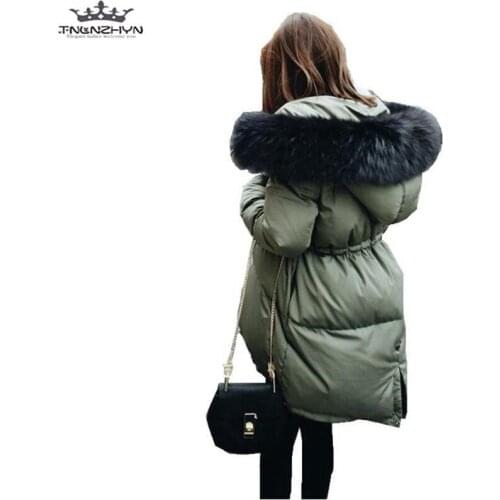 Tnlnzhyn 2019 New Winter Women Coat Slim Large Fur Collar Down Cotton Parkas Female Thicken Hooded Winter Cotton Jacket A68
