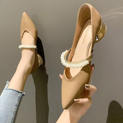 Brand Womens Shoes 2021 Fashion Pearl Pointed Toe Heels Women Soft Leather Comfort Retro Mary Janes Shoes Woman Low Heels Shoe
