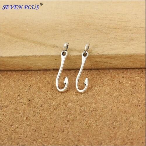 High Quality 50 Pieces/Lot 20mm*5mm Antique Silver Plated Small Fish Hook Charms