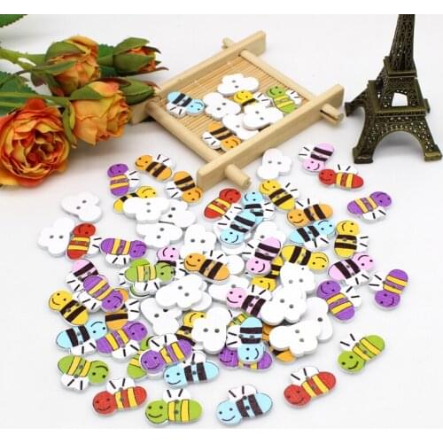 50pcs/lot 2 Holes Wooden Little bee Buttons Handmade Noel Accessories Scrapbooking for Coat Craft Decoration Button