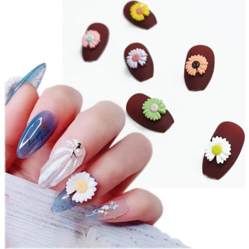 50Pcs Small Daisy Nail Art Accessories Flat Resin Flower 10mm Candy Colors 3D Fashion Fingernail DIY Decoration